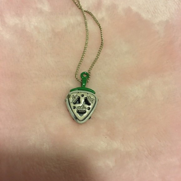 Strawberry necklace! - Picture 4 of 8